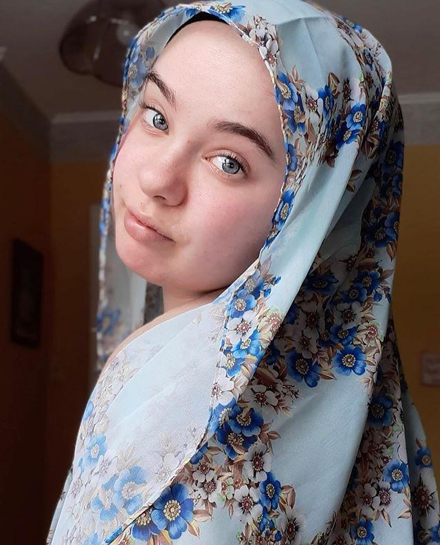 Aqua Vintage Floral Hijab worn... - Divinity Collection