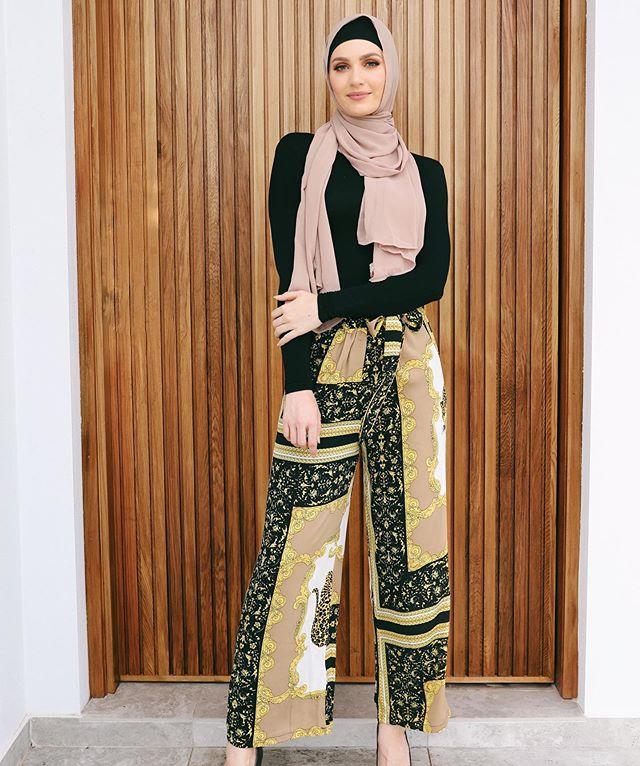 New | Baroque Palazzo Pants... - Divinity Collection